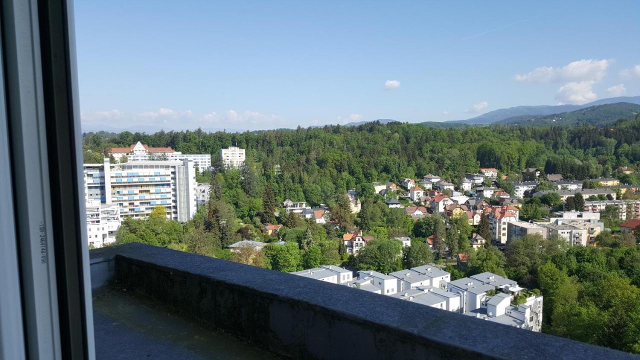 Bei Lkh Graz,1X Parkplatz,15 Stock! Appartement Buitenkant foto